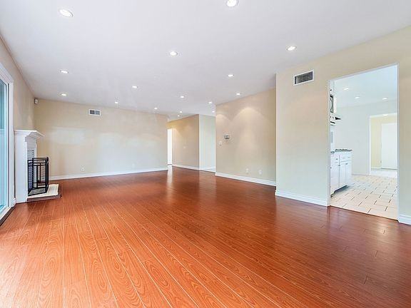 6302 Villa Rosa Dr - Photo 6 of 28