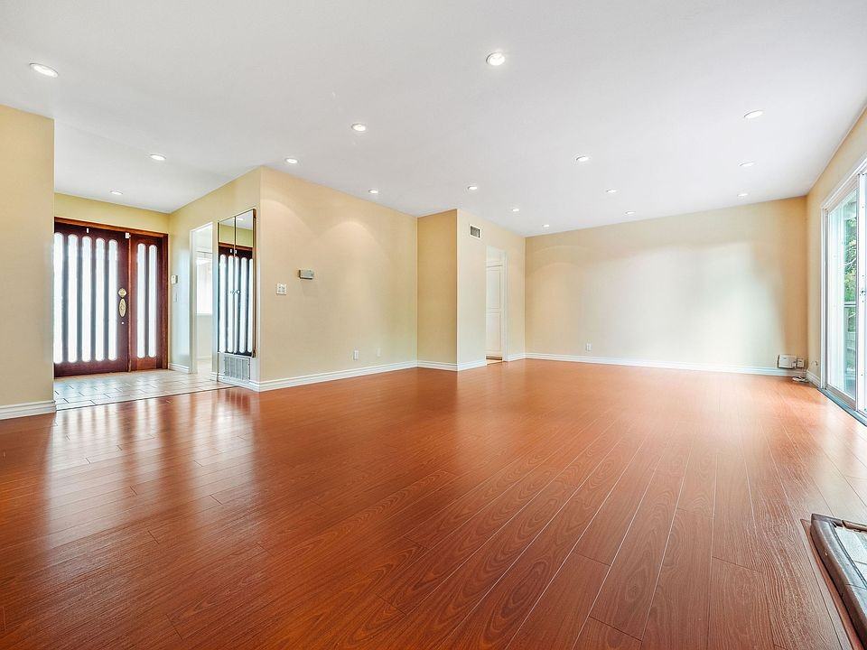 6302 Villa Rosa Dr - Photo 7 of 28