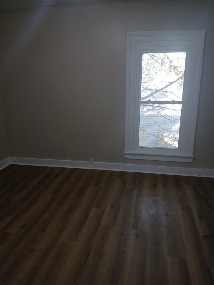 24 Union St #2R - Photo 4 of 9
