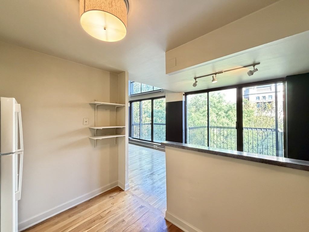 1446 N Dearborn St #5E - Photo 6 of 21