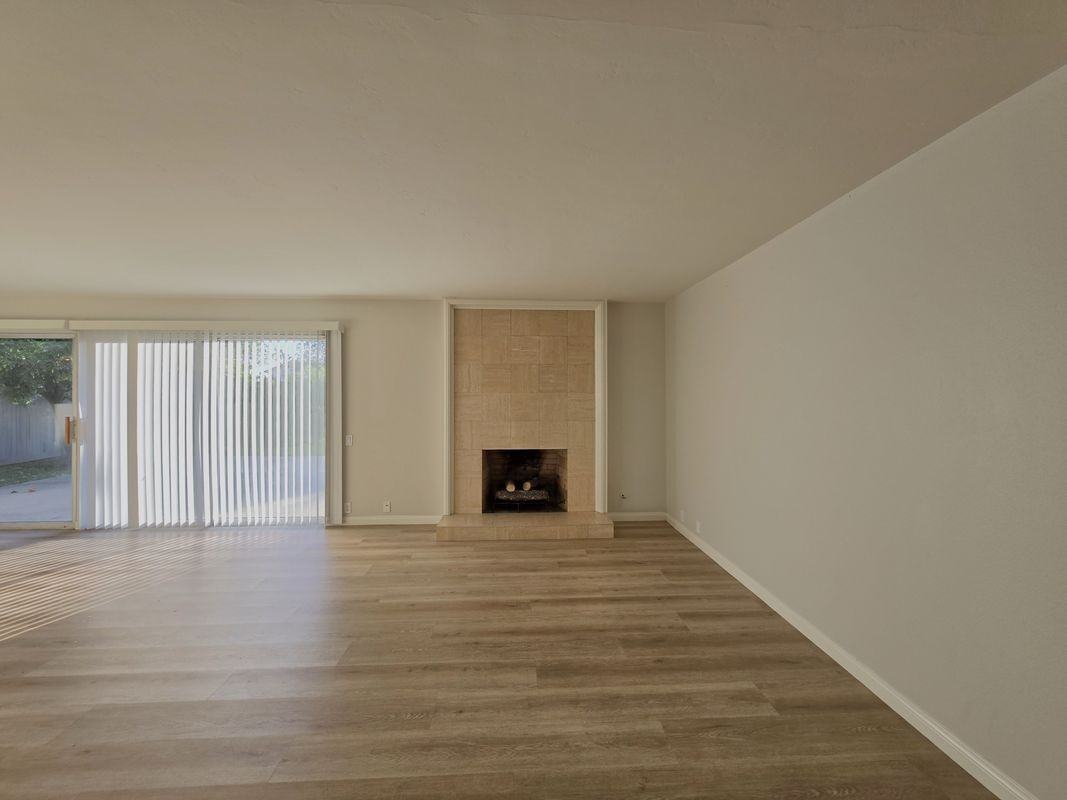 25372 Pacifica Ave - Photo 3 of 25