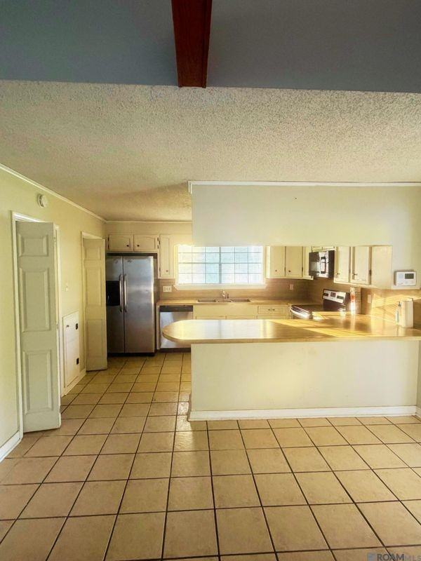 45097 Greenbriar Dr - Photo 6 of 17