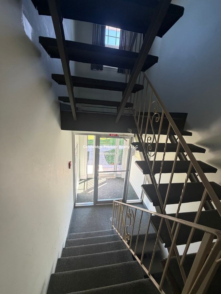 Brattle Dr #5 - Photo 2 of 17