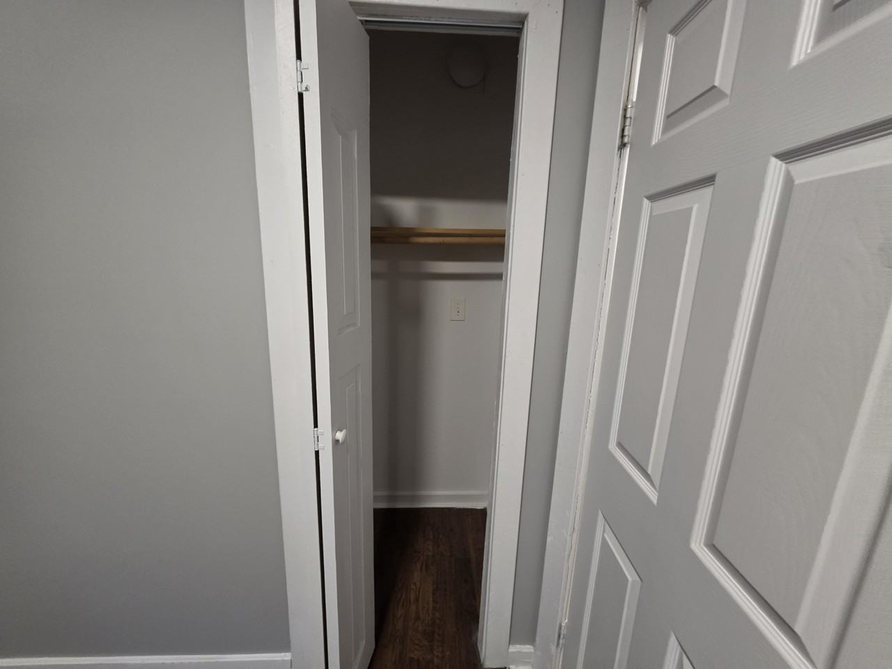6420 S Rhodes Ave #1 - Photo 7 of 20