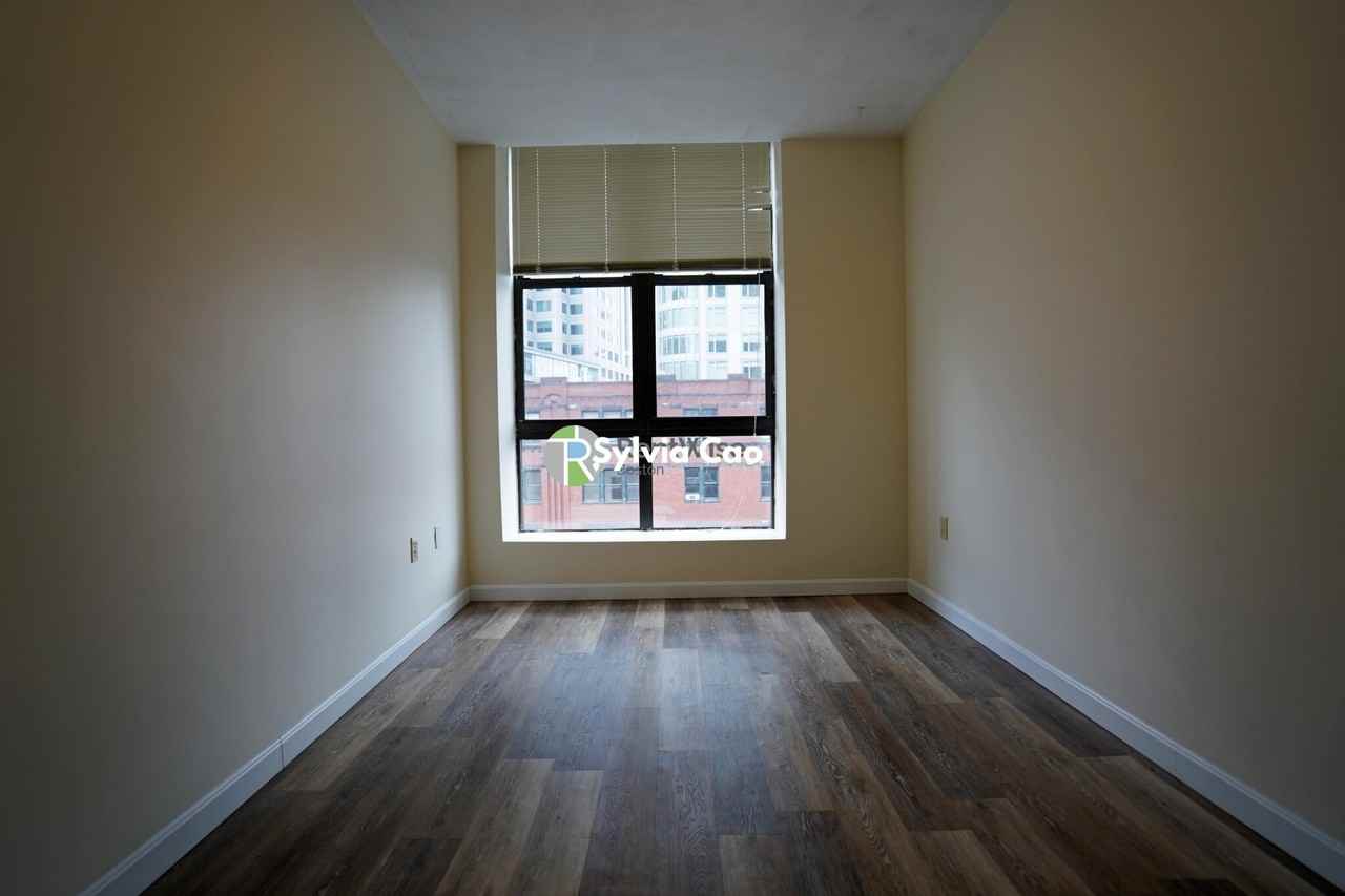 81 Essex St #63 - Photo 4 of 11