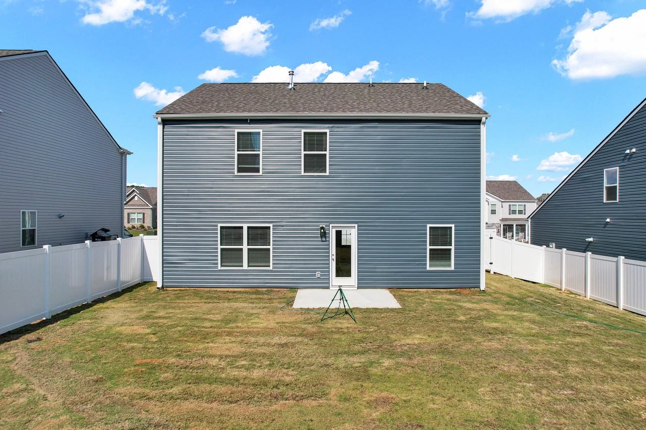 8452 Mulberry Way - Photo 4 of 38