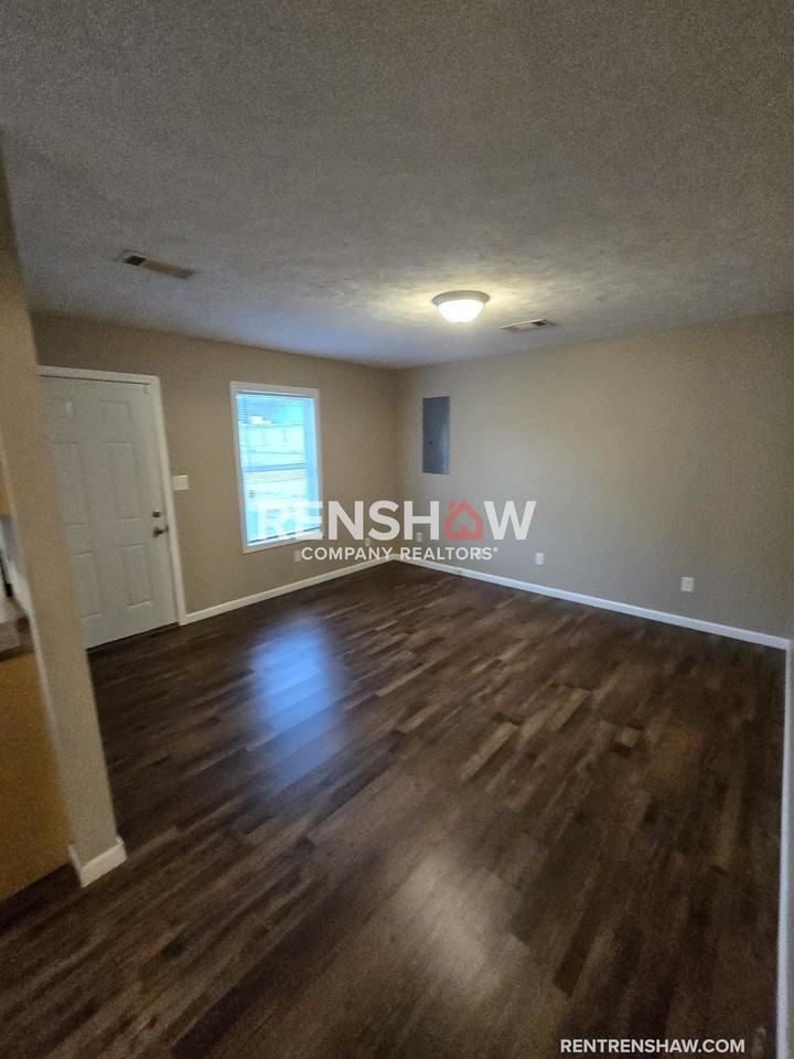 1713 Schaffer St - Photo 2 of 16