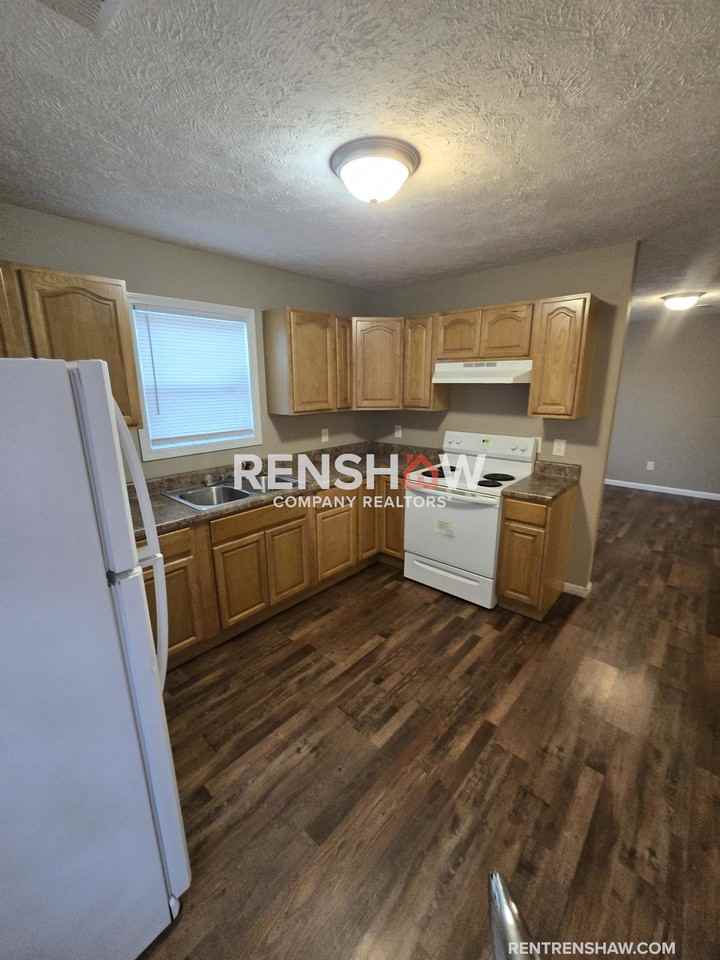 1713 Schaffer St - Photo 3 of 16