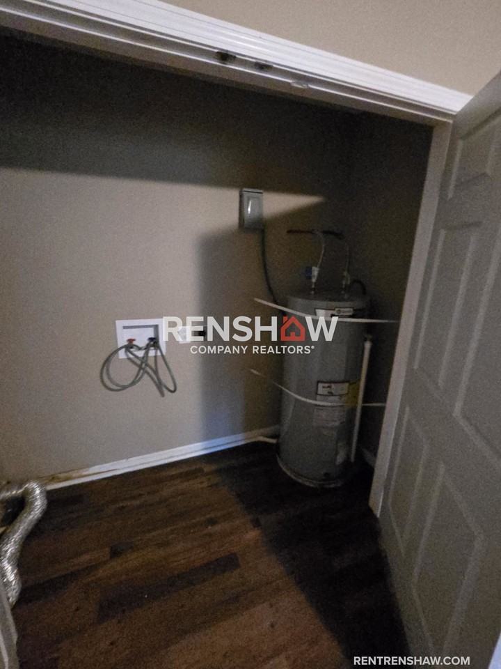 1846 Schaffer St - Photo 4 of 16