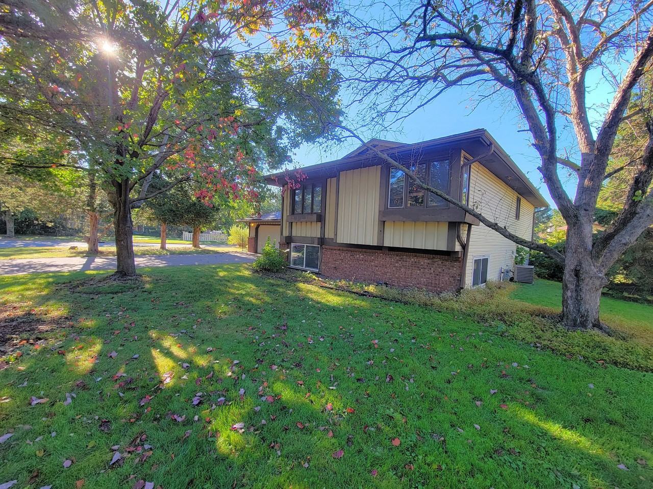 115 17th St - Photo 2 of 24