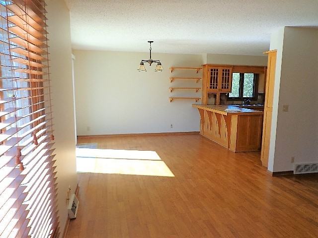 115 17th St - Photo 7 of 24