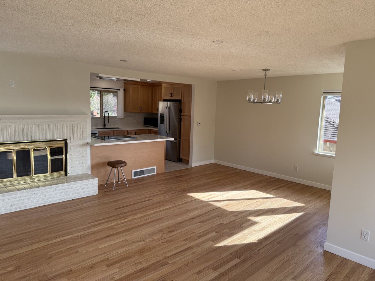 10702 39th Ave Sw #NA - Photo 2 of 14