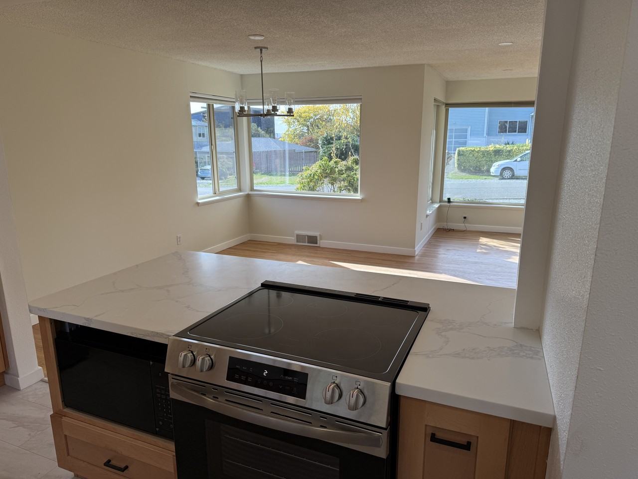 10702 39th Ave Sw #NA - Photo 6 of 14