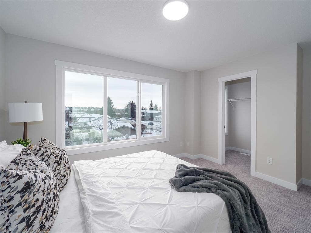 3513 64 St Nw - Photo 7 of 16