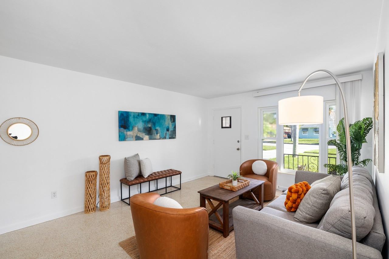 1048 Charles St #NA - Photo 4 of 14