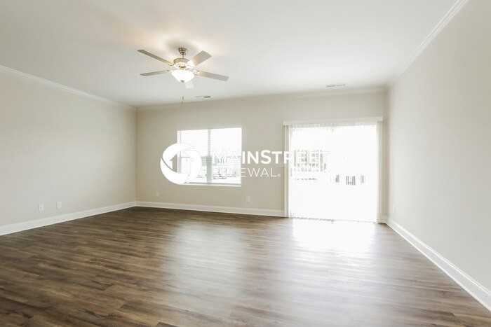 3903 Allenby Pl - Photo 6 of 17