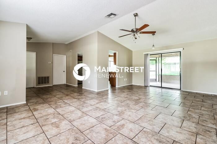 1326 Aladdin Rd - Photo 5 of 19