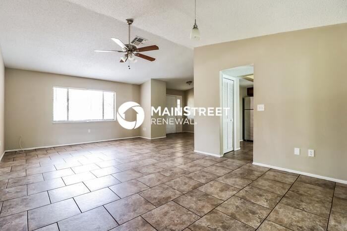 1326 Aladdin Rd - Photo 6 of 19