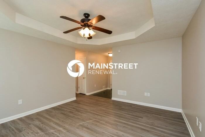 185 Laurel Way - Photo 3 of 16