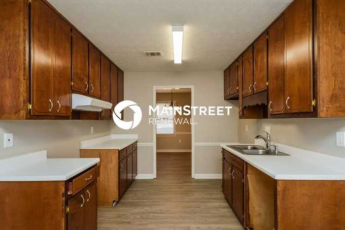 185 Laurel Way - Photo 6 of 16