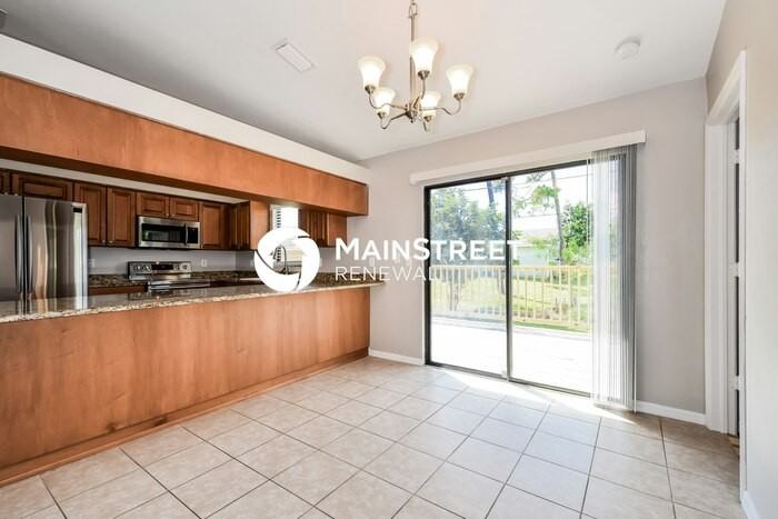 18484 Sarasota Rd - Photo 5 of 15