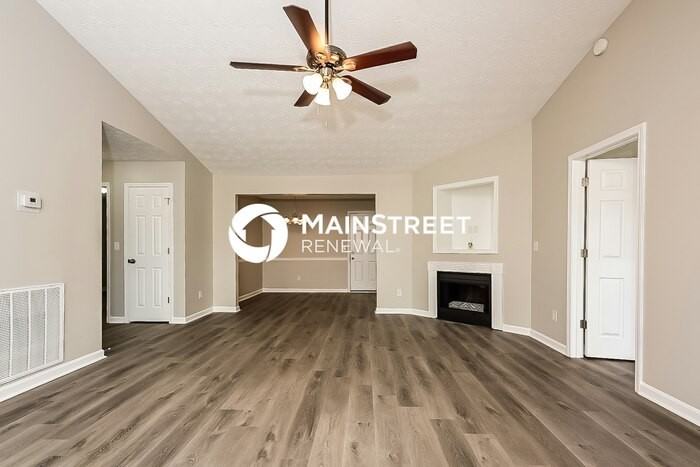 6180 Culver Dr - Photo 2 of 16