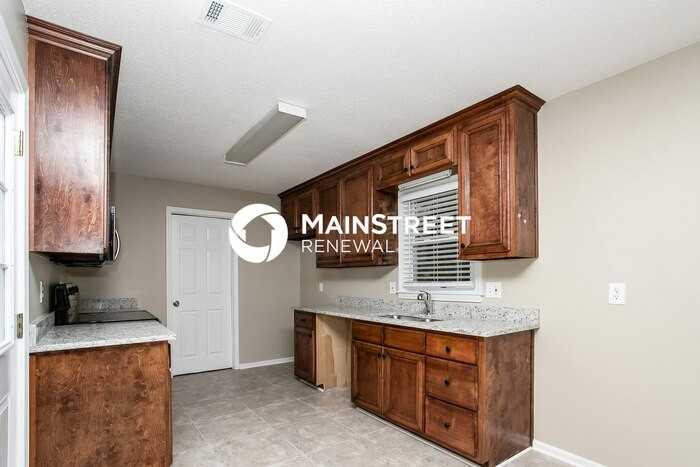 3949 Cheoah Dr - Photo 6 of 15