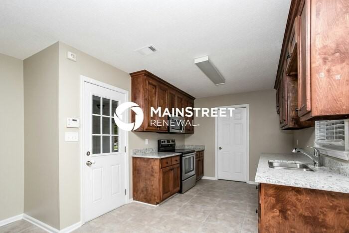 3949 Cheoah Dr - Photo 7 of 15
