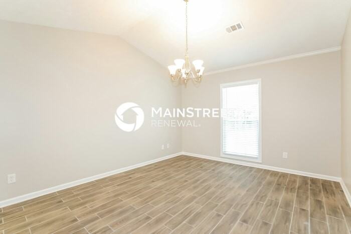 107 Pond Dr - Photo 5 of 16