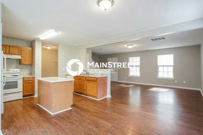 4004 Apperson Dr - Photo 5 of 17