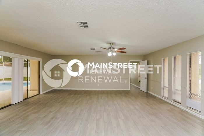 2307 42nd St W - Photo 5 of 16