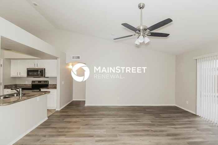18840 N 3rd Ave - Photo 4 of 15