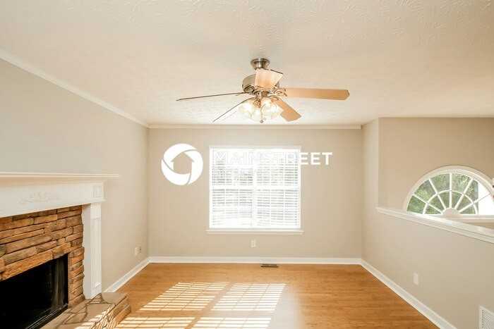 485 Rustin Dr - Photo 7 of 17