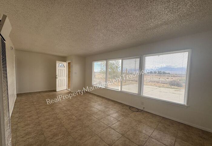 16845 E Palmdale Blvd - Photo 2 of 16
