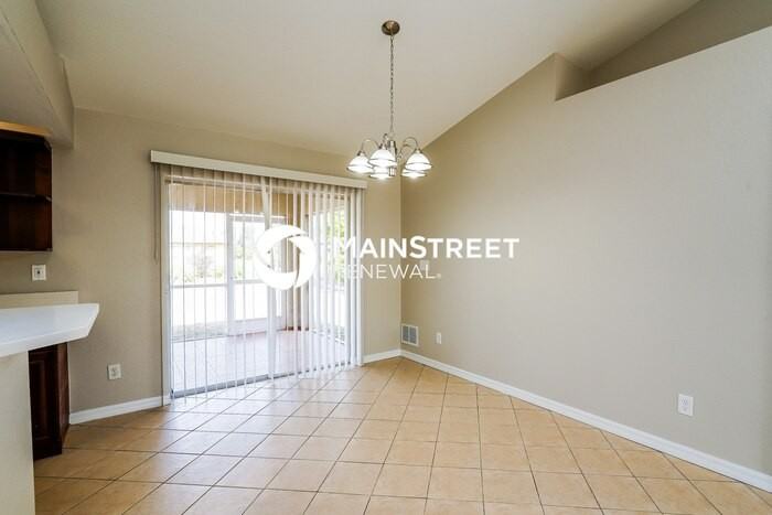 610 Nw 6th Pl - Photo 5 of 16