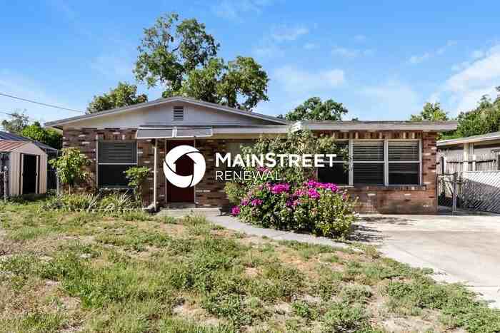 7013 Yule Ln - Photo 2 of 16