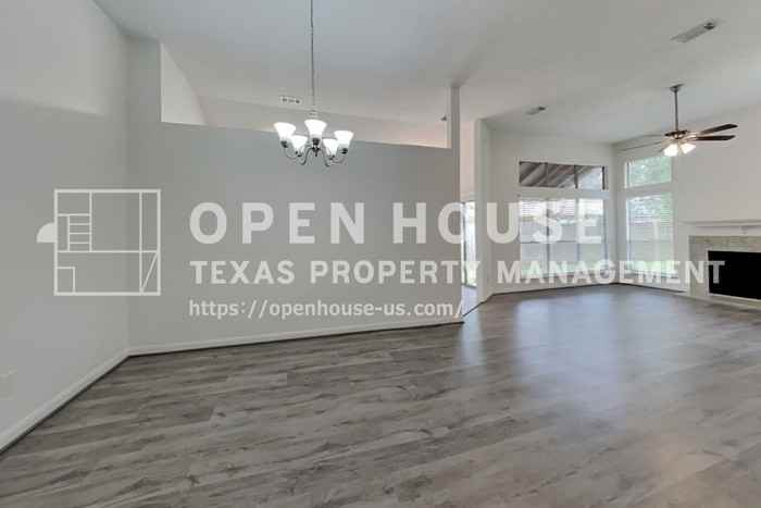 1915 Creston Dr - Photo 6 of 20