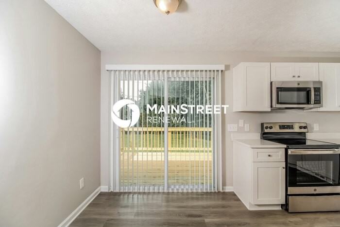1207 Shanahan Ct - Photo 5 of 17