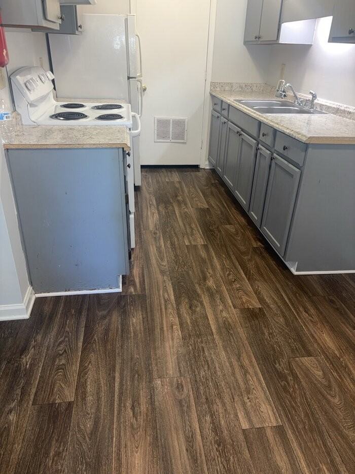 225 Breazeale St #31 - Photo 7 of 9