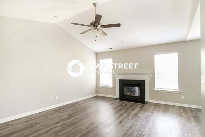 5605 Fairway Forest Dr - Photo 6 of 17