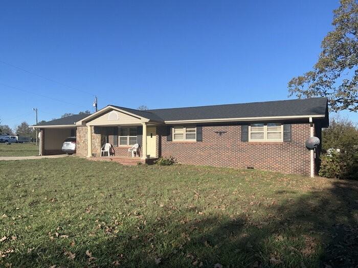 3921 Shady Grove Rd - Photo 2 of 22