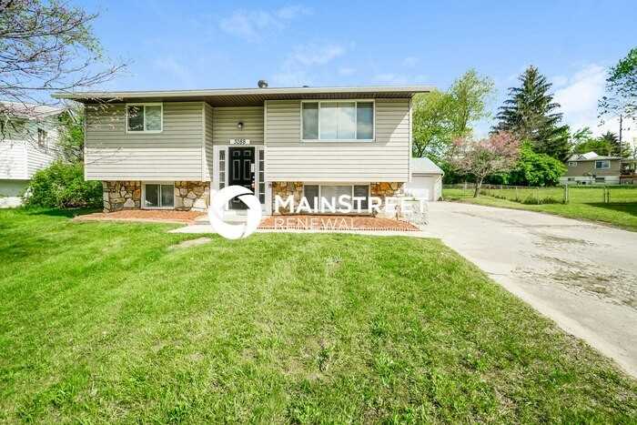 3088 Hill Grove Ave - Photo 5 of 17