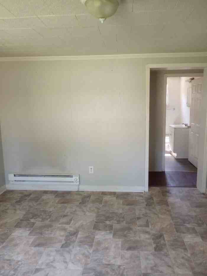 55 Oak St - Photo 3 of 17