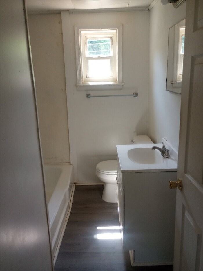 55 Oak St - Photo 7 of 17