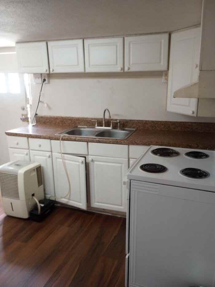 59 Oak St #B - Photo 7 of 11