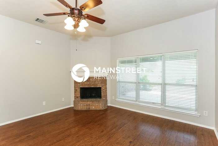 333 Choctaw Trl - Photo 2 of 15