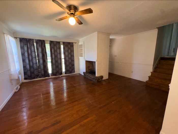 1001 Ferry St - Photo 3 of 25