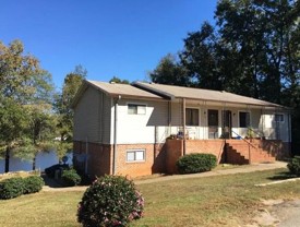 215 Hammond Cir - Photo 1 of 1