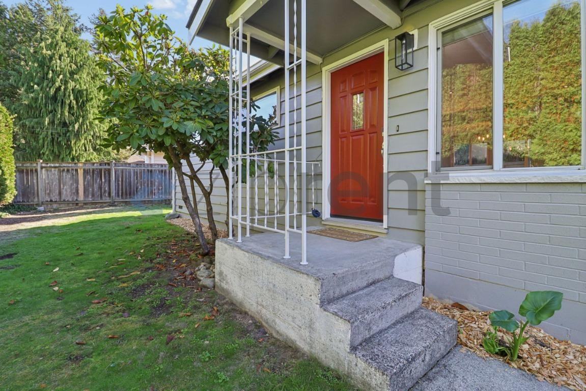 10527 Beardslee Blvd - Photo 6 of 22