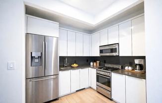 180 Water St #1422 - Photo 1 of 1